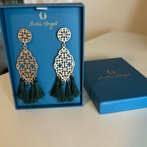 Darbie Angell earings NWOT